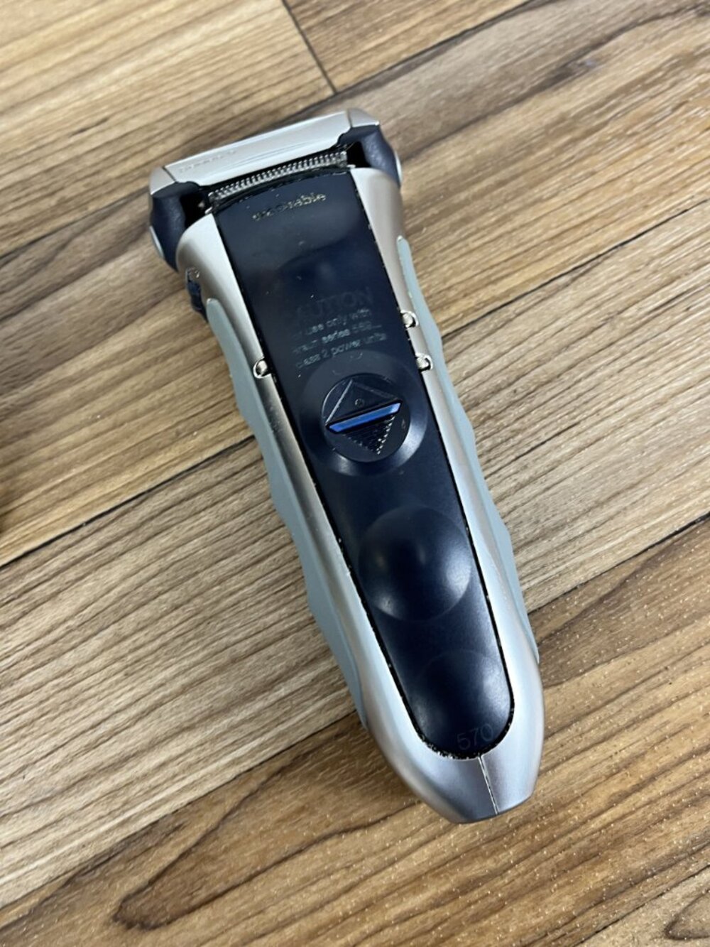 Braun Electric Shaver for Men, Series 5 Wet & Dry Shaver Only - Picture 9 of 11